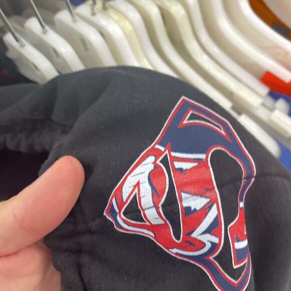 Cleveland Indians Logo Pullover Hoodie - Picture 3 of 5